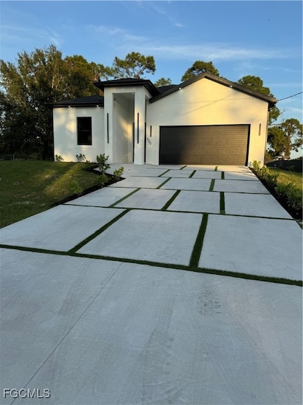 5008 N Obispo Cir, Labelle, FL 33935