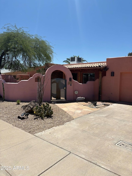 2843 E Captain Dreyfus Ave, Phoenix, AZ 85032