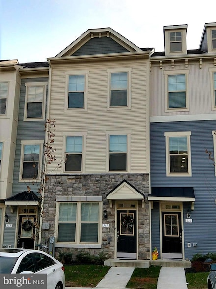 517 Pebblebrook Ln, Glen Burnie, MD 21060