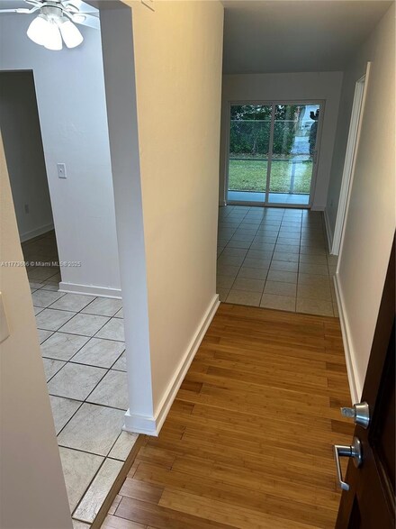 318 Tarpon Dr Unit 3, Cape Coral, FL 33904