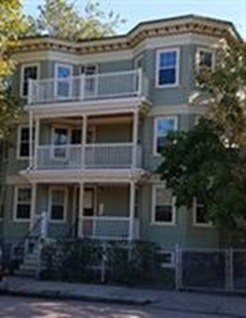 66 Norfolk St, Dorchester Center, MA 02124