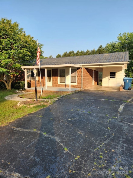 490 Moose Rd S, Mount Pleasant, NC 28124