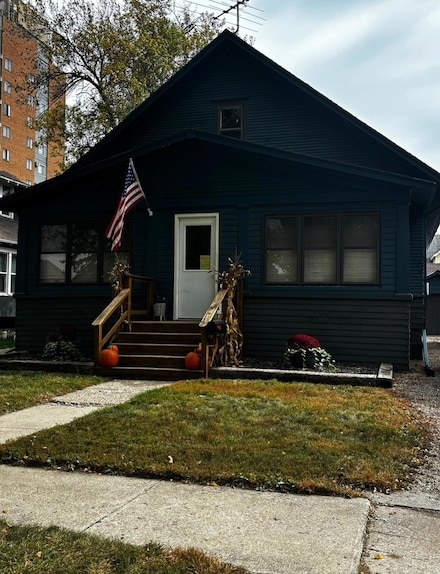 219 3rd Ave SW, Pipestone, MN 56164