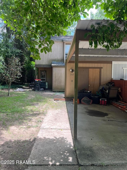 313 Sidney Martin Rd, Lafayette, LA 70507