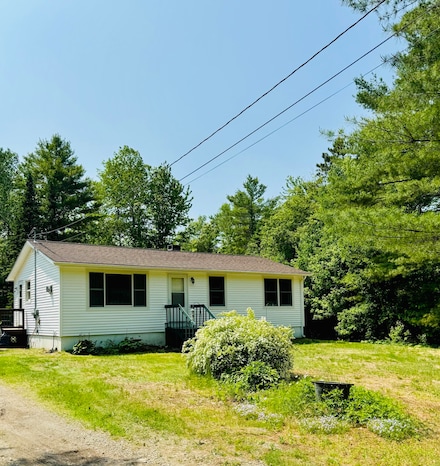 1050 Norway Rd, Glenburn, ME 04401