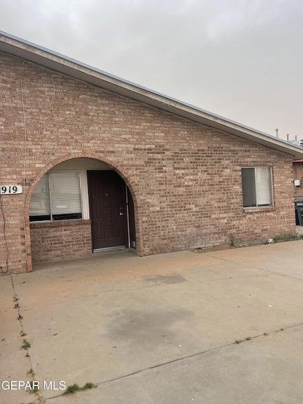 2919 Beachcomber Dr Unit B, El Paso, TX 79936