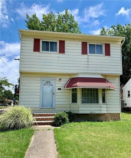 725 E 260th St, Euclid, OH 44132