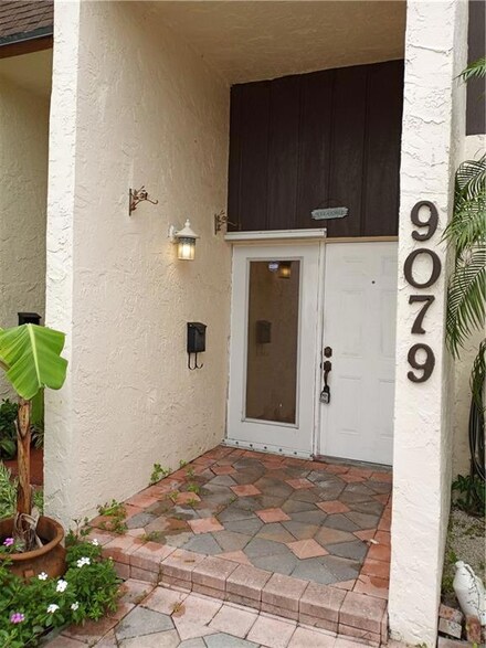 9079 NW 35th Place, Sunrise, FL 33351