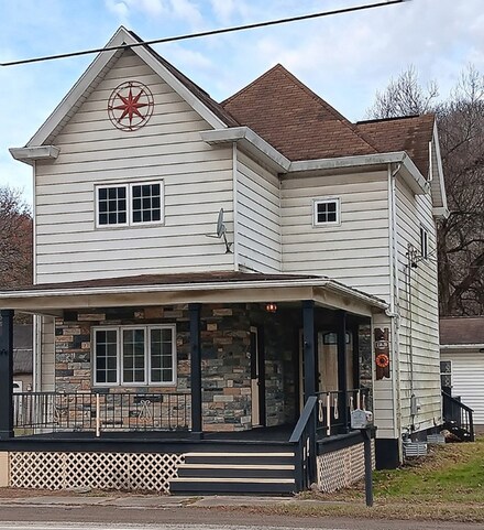 15620 Route 286 Hwy W, Clarksburg, PA 15725