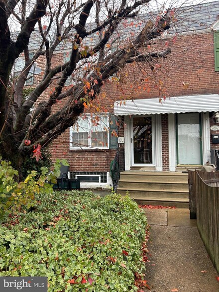 2811 Longshore Ave, Philadelphia, PA 19149
