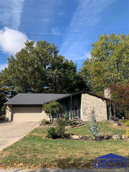 7707 S Garden St, Terre Haute, IN 47802