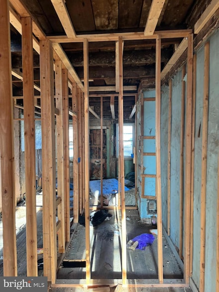 1324 Sargeant St, Baltimore, MD 21223