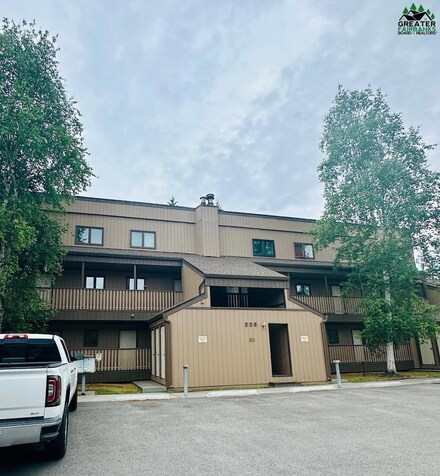 225 Woodridge St Unit 33, Fairbanks, AK 99709