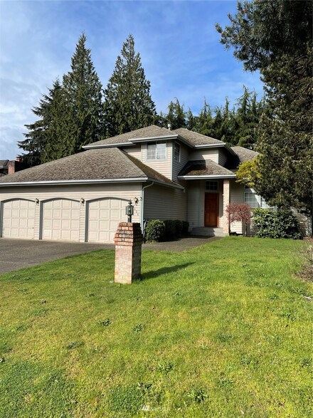 5404 77th Avenue Ct W, University Place, WA 98467