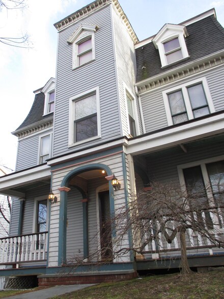 36 Harrison St Unit 1, Staten Island, NY 10304