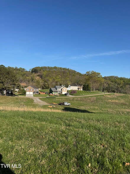 3848 Lake Valley Dr, Kingsport, TN 37664