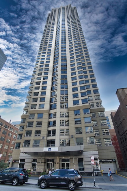 440 N Wabash Ave Unit 2810, Chicago, IL 60611