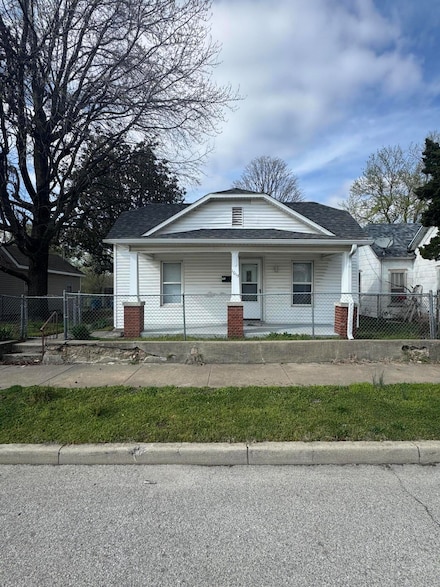 1015 E Broadway St, Joplin, MO 64801