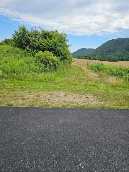 9150 New York 54, Hammondsport, NY 14840