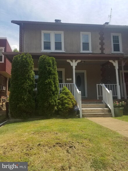 803 W 28th St, Wilmington, DE 19802