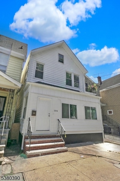 106 S 11th St, Newark, NJ 07107