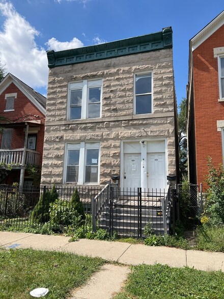 6206 S May St, Chicago, IL 60621