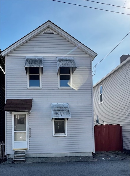 336 Ohio Ave, Glassport, PA 15045