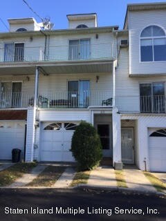 23 Gail Ct, Staten Island, NY 10306
