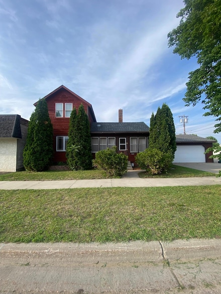 8 Dayton Ave SE, Wadena, MN 56482