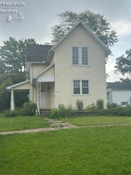 201 Heter St, Bellevue, OH 44811