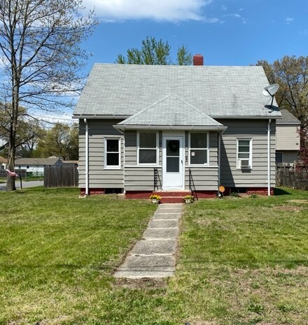 60 Wisteria St, Springfield, MA 01119