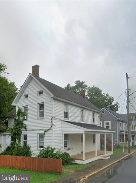 318 E 5th St, Laurel, DE 19956