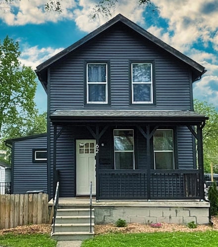62 Locust St, Oberlin, OH 44074