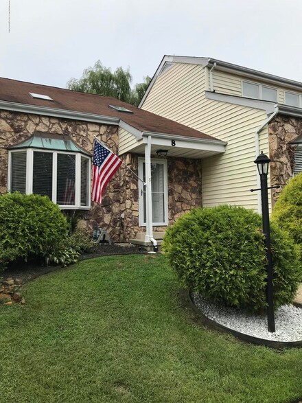 8 Eunice Ln Unit 1408, West Long Branch, NJ 07764