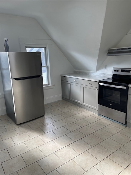 67 Saunders St Unit 3, Lawrence, MA 01841