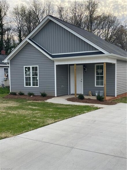 213 Morgan Place, High Point, NC 27260