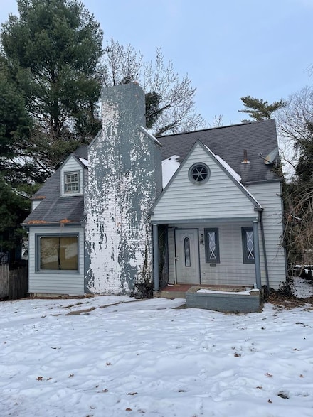 27 Ridgewood Ave, Wheeling, WV 26003