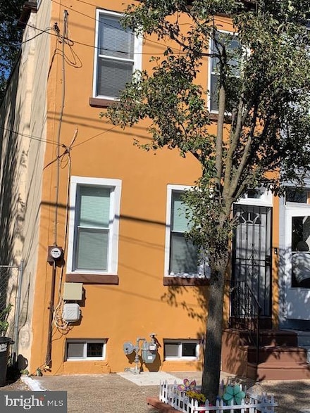 445 Royden St, Camden, NJ 08103