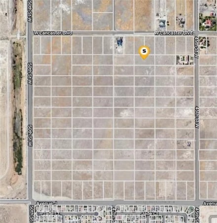 46 46th St E, Lancaster, CA 93535