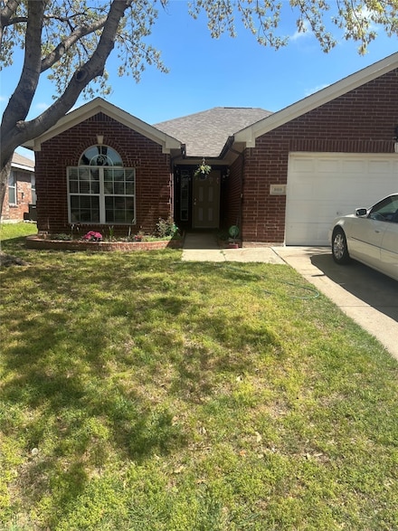 808 Stags Leap Dr, McKinney, TX 75071