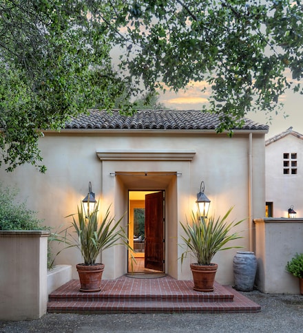 603 Juan Crespi Ln, Santa Barbara, CA 93108
