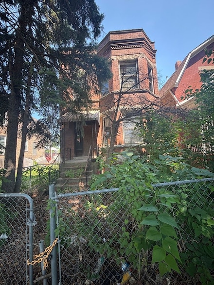 5951 S Elizabeth St, Chicago, IL 60636