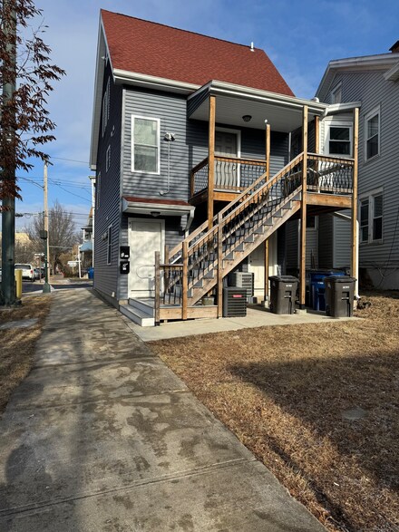 93 Winchester Ave, New Haven, CT 06511