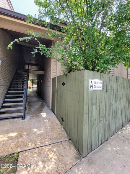 220 Doucet Rd Unit 108a, Lafayette, LA 70503