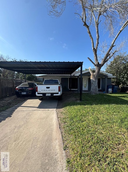 1785 Woodway Dr, Brownsville, TX 78521