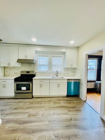 23 Dartmouth St Unit 1, Quincy, MA 02169