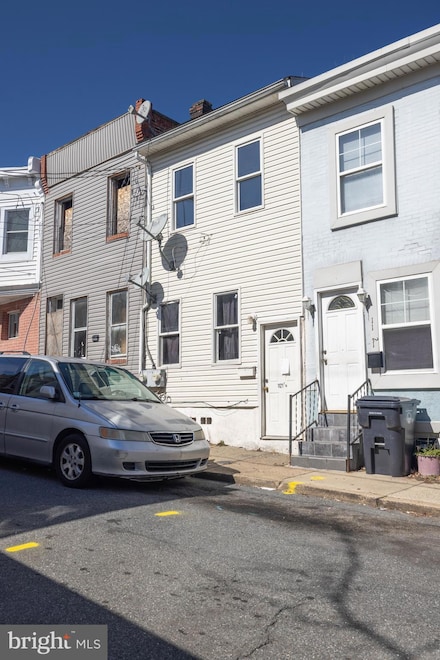 1121-1/2A Pleasant St, Wilmington, DE 19805
