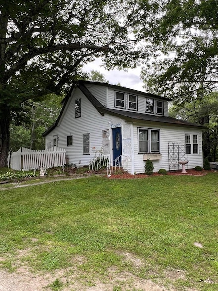 20 Coles Corner Rd, Winterport, ME 04496
