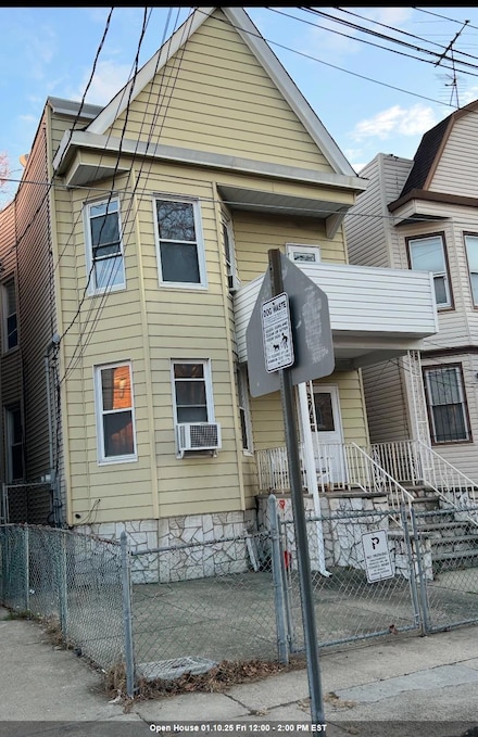 144 Stevens Ave, Jersey City, NJ 07305