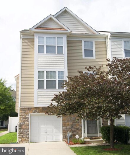 338 English Oak Ln, Prince Frederick, MD 20678